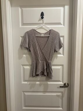 ✨Striped Crossover Tee✨